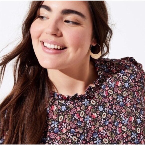 Ann Taylor Loft Floral Print Blouse Size Large, Elegant Long Sleeve Flowy Top - Picture 3 of 12